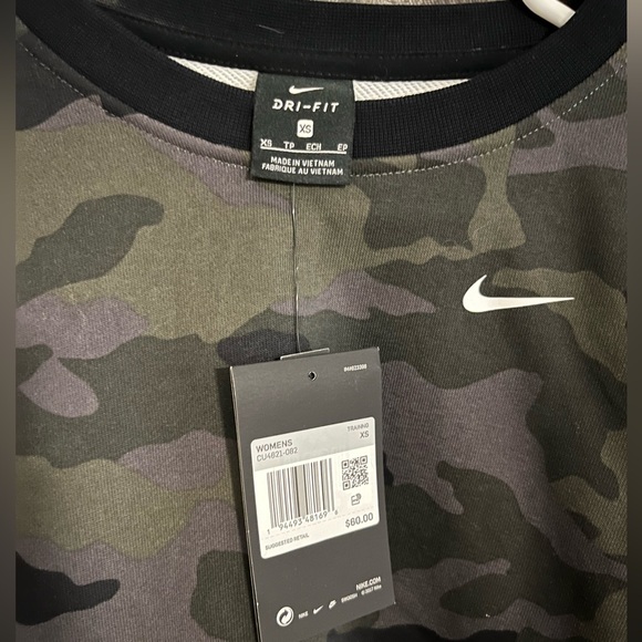 Nike Dri-FIT Camouflage Tee in Olive and Black - Picture 3 of 3
